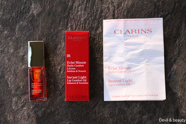clarins-instant-light-lip-comfort-oil-tangerine-4 - image
